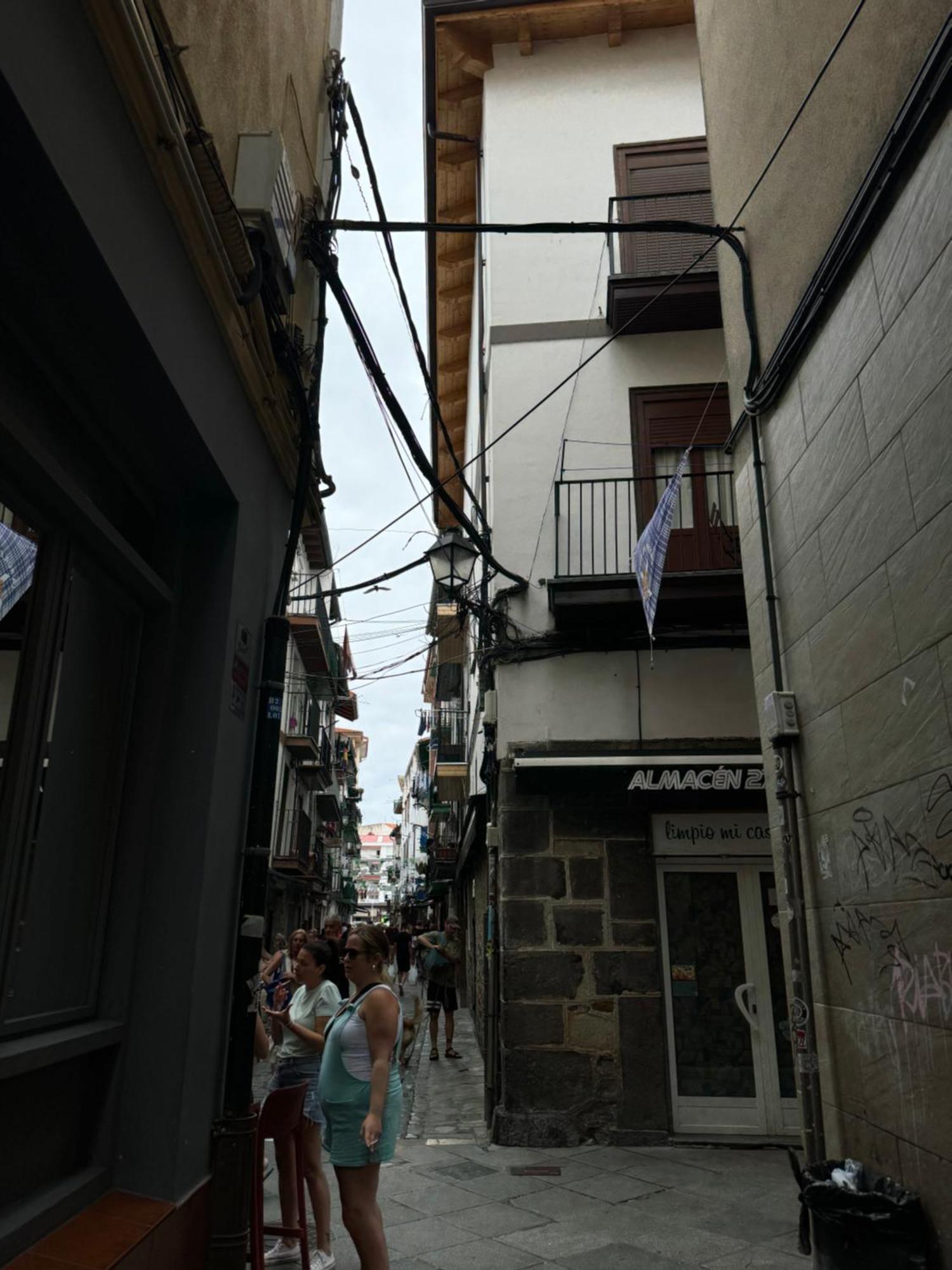 La Zona Mas Animada De Castro, Bares Y Restaurantes Apartment Castro Urdiales Exterior photo