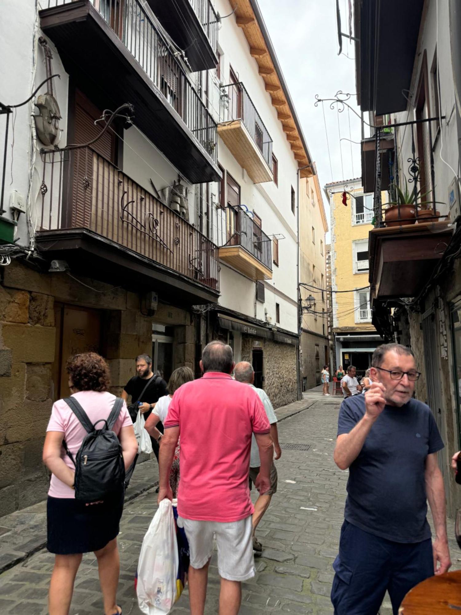 La Zona Mas Animada De Castro, Bares Y Restaurantes Apartment Castro Urdiales Exterior photo